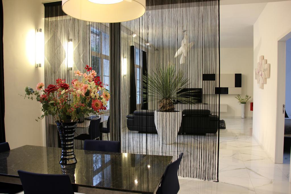 Luxury Apartments Arendshof Antwerp Exterior photo